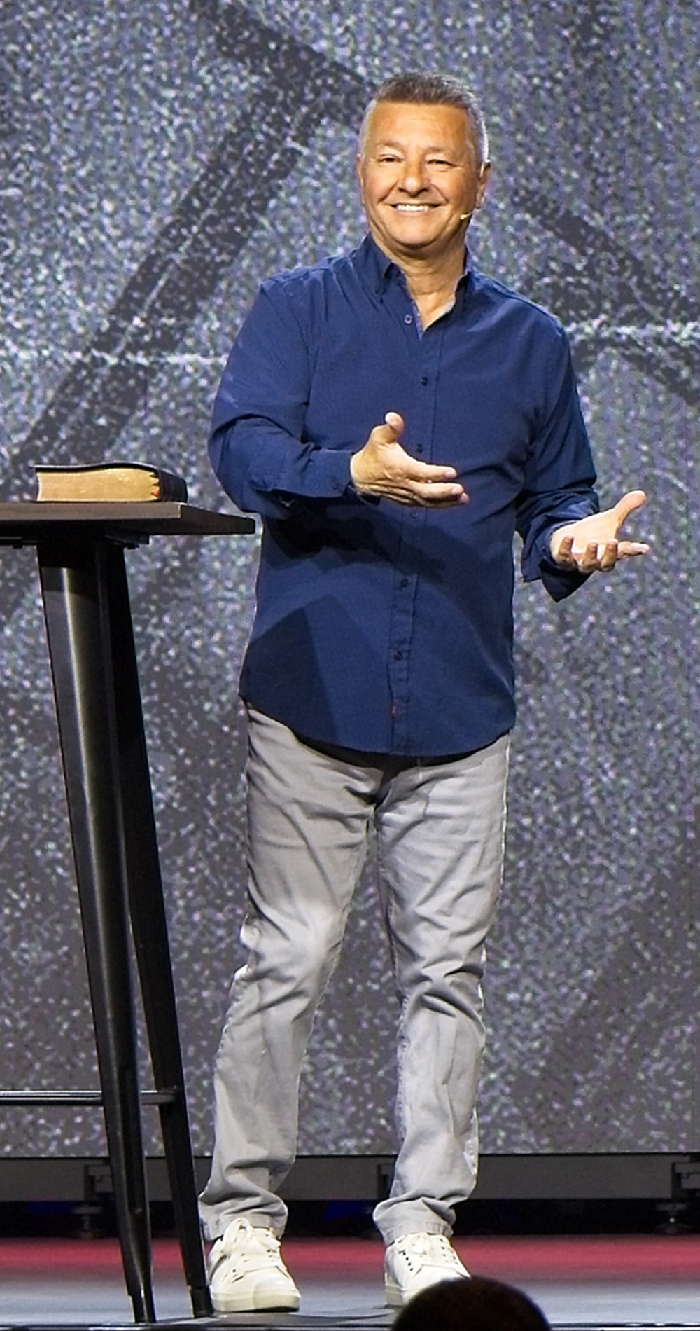Relevant teaching at Lakeshore Community Church